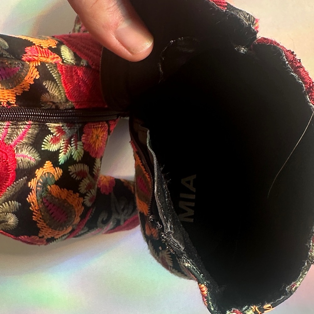 MIA Floral Embroidered Ankle Boots size 8.5 - Picture 5 of 6